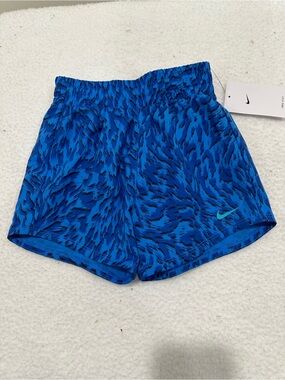Nike Girl’s Blue Patterned Shorts
